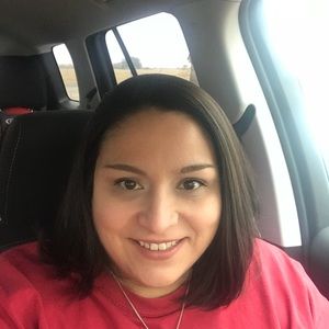 Meet your Posher, Stefanie